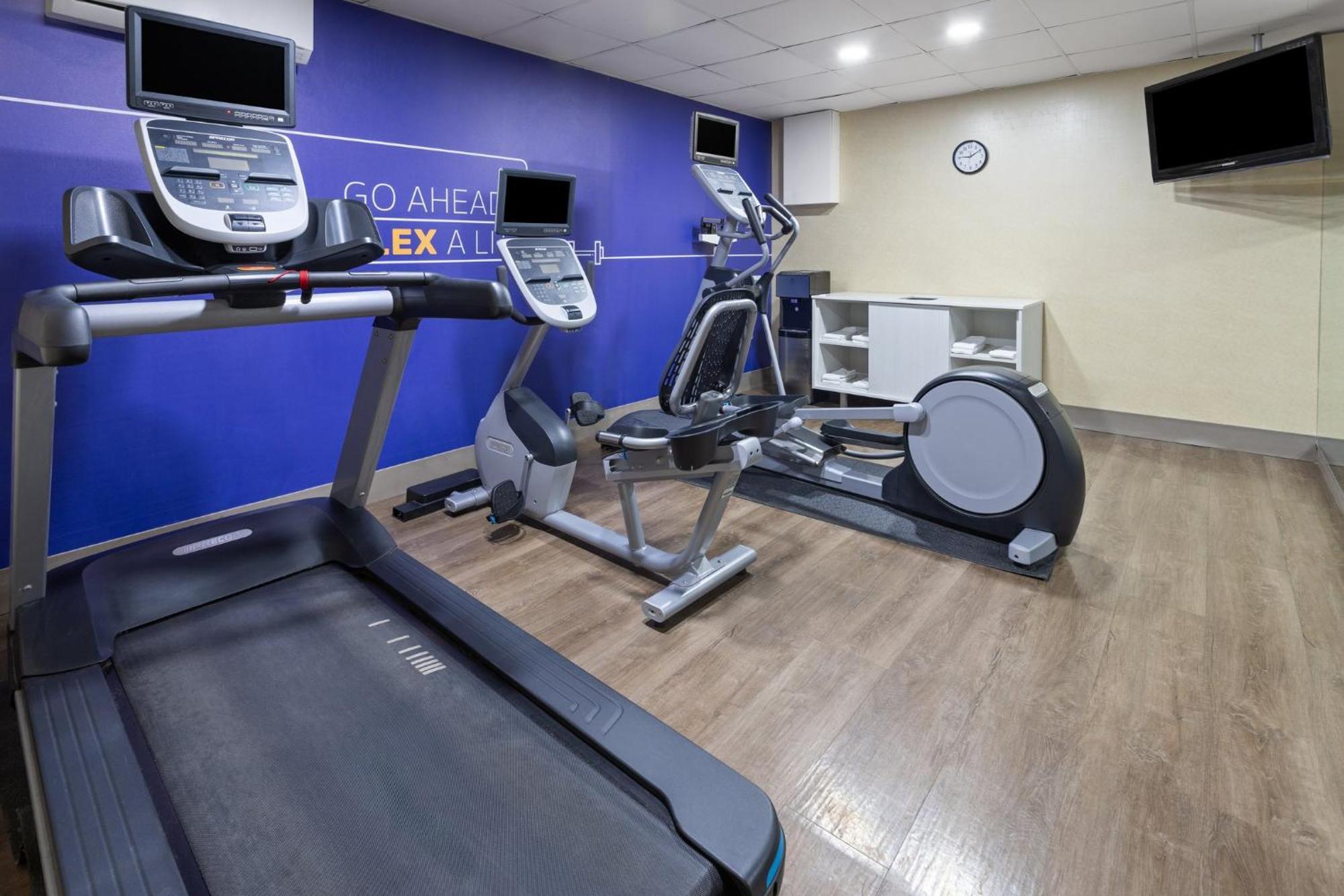 Holiday Inn Express Hotel & Suites Freeport By Ihg Luaran gambar