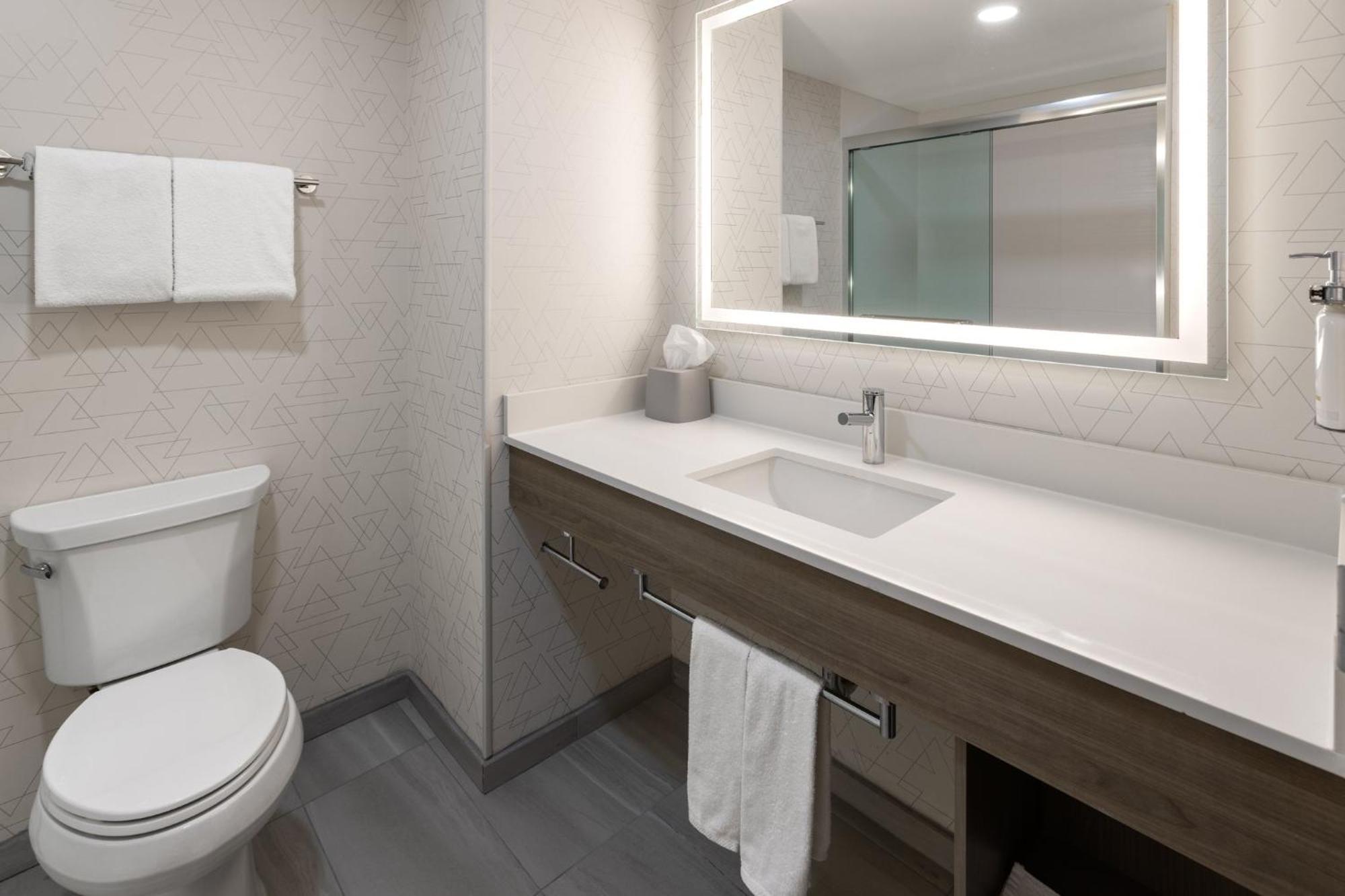 Holiday Inn Express Hotel & Suites Freeport By Ihg Luaran gambar